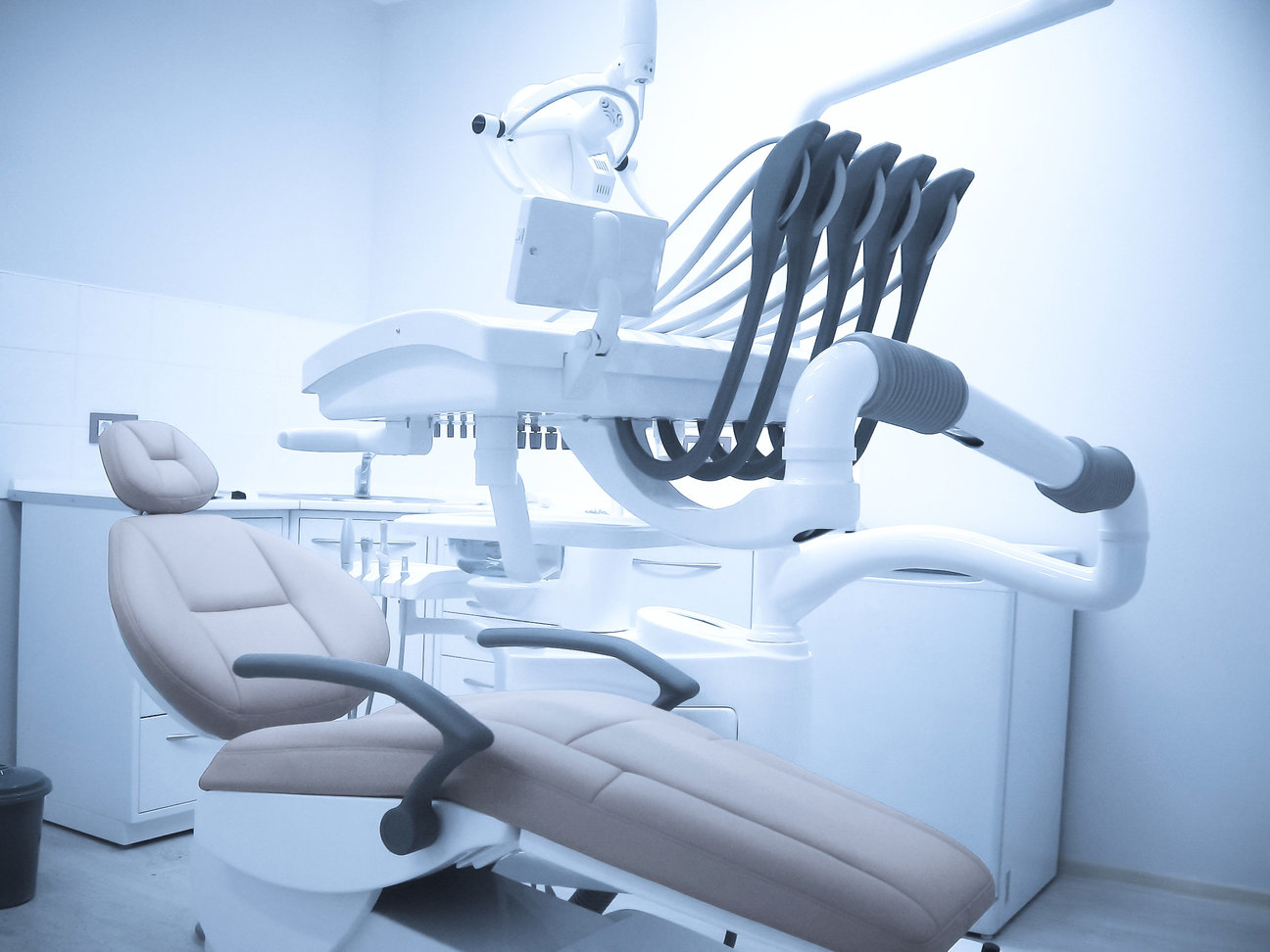 Стоматологическое кресло в интерьере